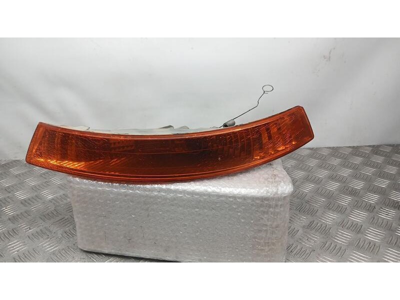 Recambio de piloto delantero izquierdo para renault trafic ii furgoneta (fl) 1.9 dci 80 (fl0b) referencia OEM IAM 8200007031 VAL