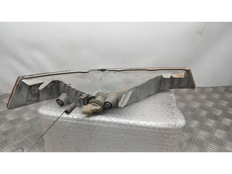 Recambio de piloto delantero izquierdo para renault trafic ii furgoneta (fl) 1.9 dci 80 (fl0b) referencia OEM IAM 8200007031 VAL