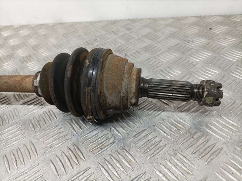 Recambio de transmision delantera derecha para hyundai lantra berlina (rd) 1.6 gl referencia OEM IAM 4950829C10  