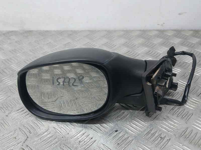Recambio de retrovisor izquierdo para citroën c3 hdi 70 furio referencia OEM IAM 8149FJ  ELECTRICO 3 CABLES Y MANCHADO PINTURA