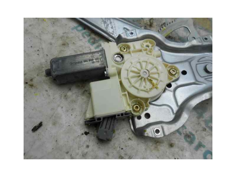 Recambio de elevalunas trasero izquierdo para toyota avensis wagon (t25) 2.0 sol referencia OEM IAM   
