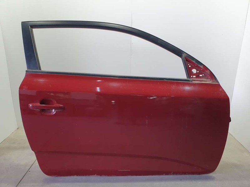 Recambio de puerta delantera derecha para kia cee´d active referencia OEM IAM 760041H300  