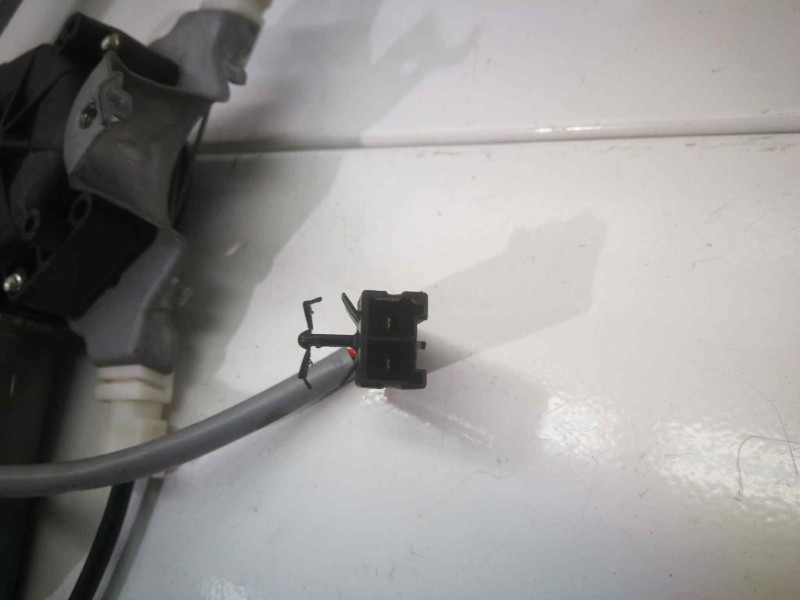 Recambio de elevalunas trasero izquierdo para nissan primera berlina (p11) gx referencia OEM IAM  400439B DOS PINS