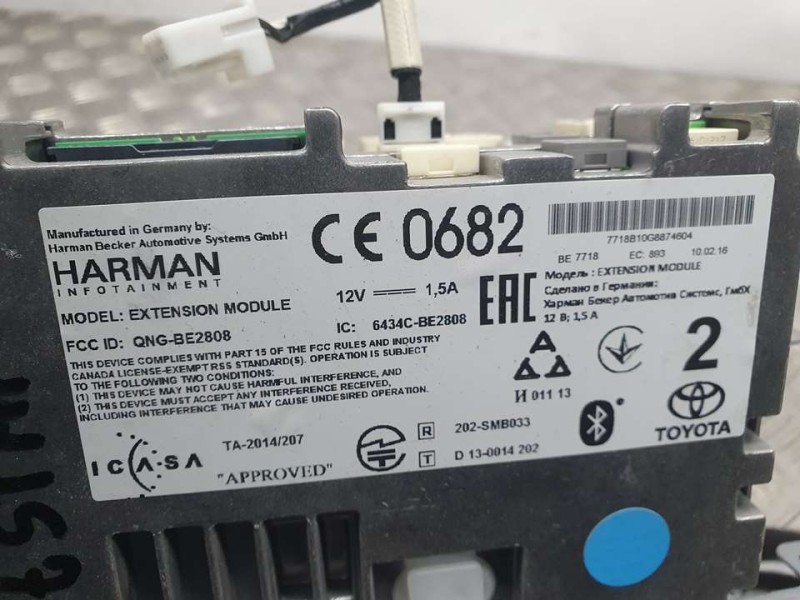 Recambio de sistema navegacion gps para toyota yaris hsd active referencia OEM IAM 861400D320  
