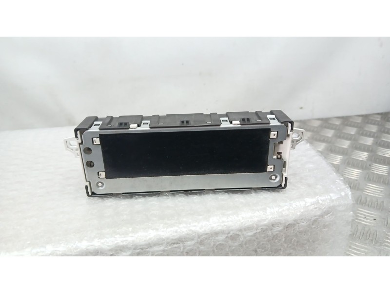 Recambio de pantalla multifuncion para peugeot rifter 1.5 bluehdi 100 referencia OEM IAM 439016011300  NS93212104