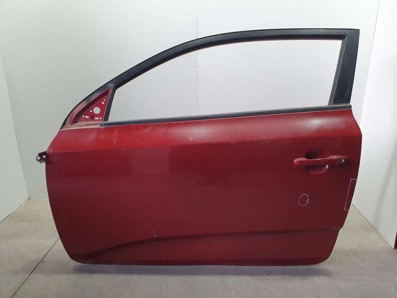 Recambio de puerta delantera izquierda para kia cee´d active referencia OEM IAM 760031H300  TOCADA