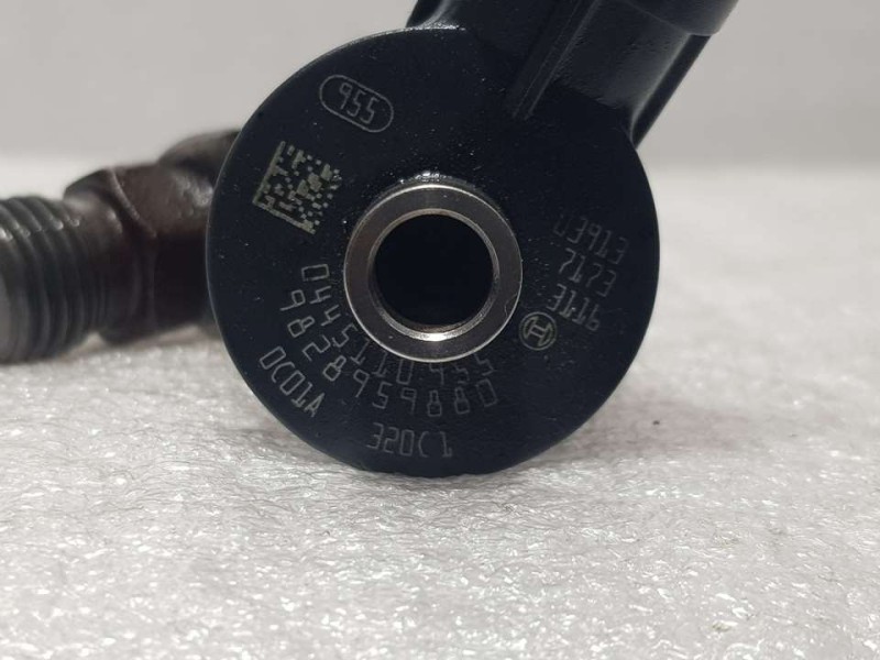 Recambio de inyector para peugeot expert furgón pro standar referencia OEM IAM 9828959880 0445110955 BOSCH