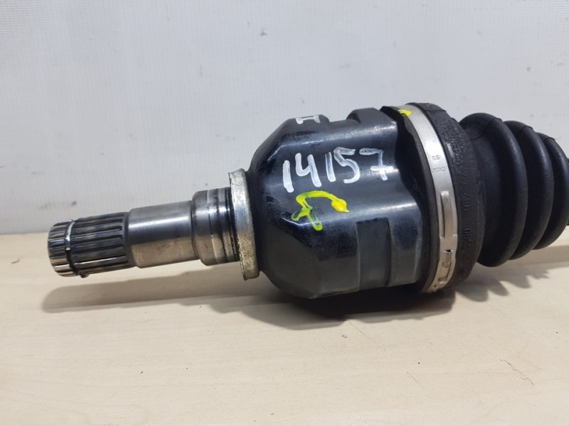 Recambio de transmision delantera izquierda para toyota yaris hsd active referencia OEM IAM 434200D650  
