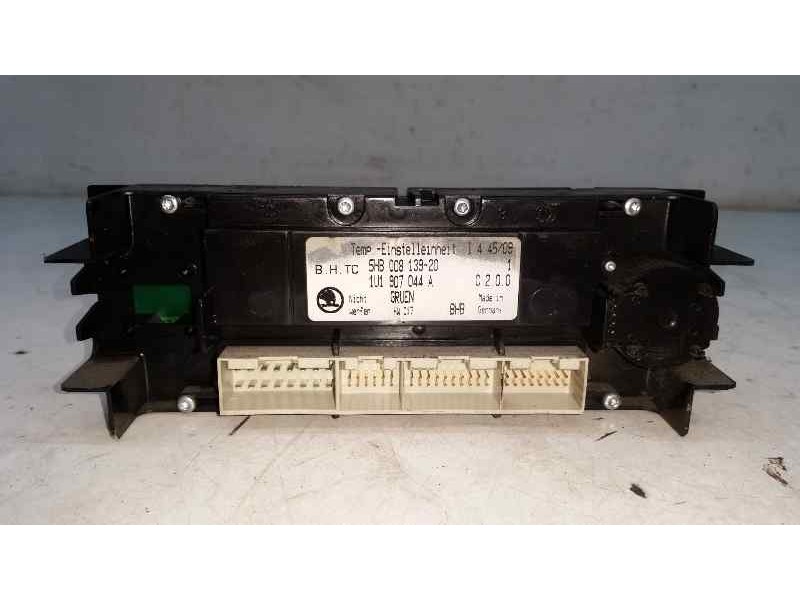 Recambio de mando climatizador para skoda octavia berlina (1u2) tour referencia OEM IAM 5HB00813920 1U1907044A 