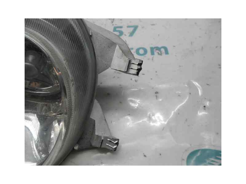 Recambio de faro antiniebla derecho para peugeot 206 berlina xt referencia OEM IAM 6205T1  2 PATAS ROTAS
