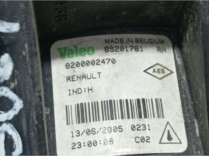 Recambio de faro antiniebla derecho para renault espace iv (jk0) privilege referencia OEM IAM 8200002470 89201781 VALEO