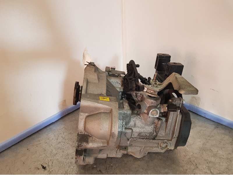 Recambio de caja cambios para seat ibiza (6j5) reference tech referencia OEM IAM MZL 21112 5VELOCIDADES