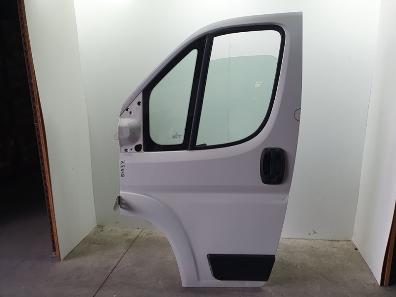 Recambio de puerta delantera izquierda para citroën jumper grossraumkasten 35 l3h3 bluehdi 130 referencia OEM IAM 1682477580  TO
