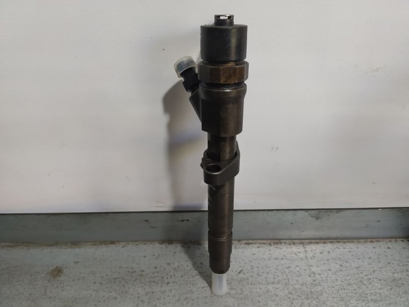 Recambio de inyector para renault espace iv (jk0) initiale referencia OEM IAM H82484408 0445110261 BOSCH