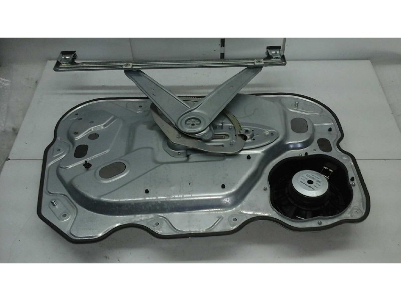 Recambio de elevalunas delantero derecho para ford focus c-max (cap) ambiente (d) referencia OEM IAM 3M51R203A28BN 2 PINS ELECTR