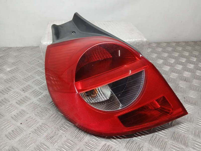 Recambio de piloto trasero izquierdo para renault clio iii confort dynamique referencia OEM IAM 89035079  