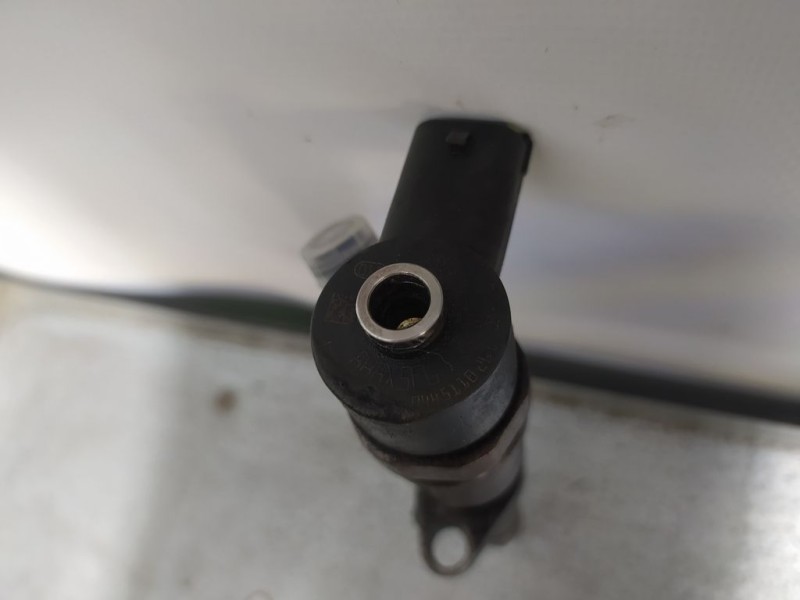 Recambio de inyector para renault espace iv (jk0) initiale referencia OEM IAM H82484408 0445110261 BOSCH