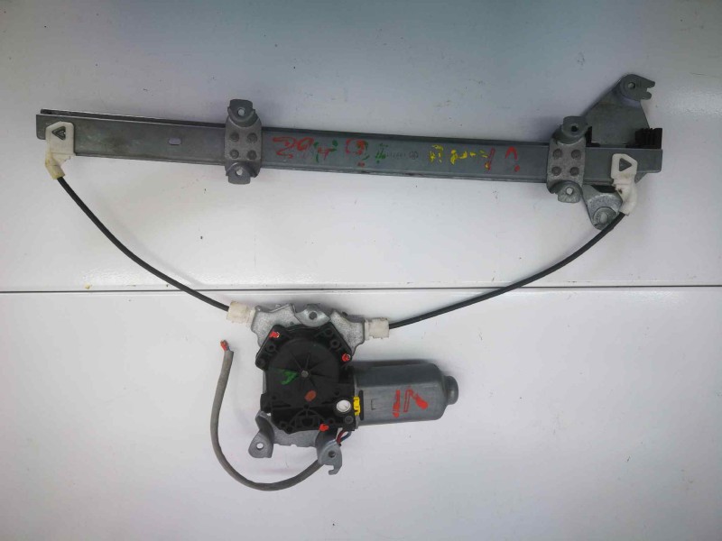 Recambio de elevalunas delantero derecho para nissan primera berlina (p11) gx referencia OEM IAM 400438B  DOS PINS
