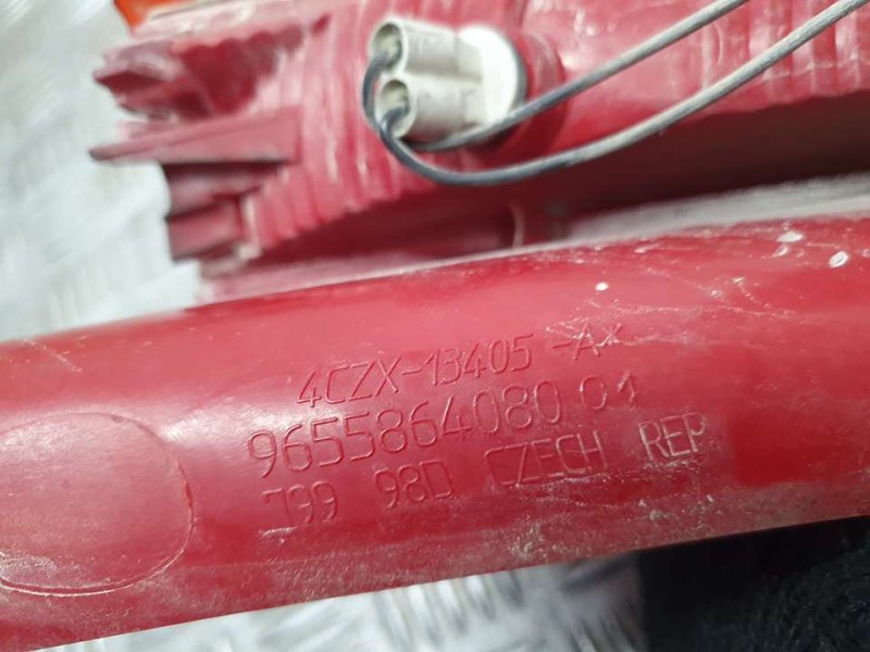 Recambio de piloto trasero izquierdo para citroën c4 berlina sx referencia OEM IAM 9655864080 4CZX13405A INFERIOR