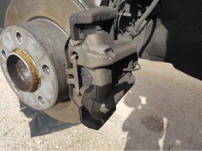 Recambio de pinza freno delantera izquierda para bmw serie 1 lim. (f20) 114 d referencia OEM IAM 34116850643  BOSCH