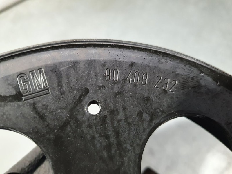 Recambio de bomba direccion para opel astra f berlina gls referencia OEM IAM 90409232  