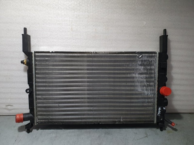 Recambio de radiador agua para opel astra f berlina gls referencia OEM IAM 632761  