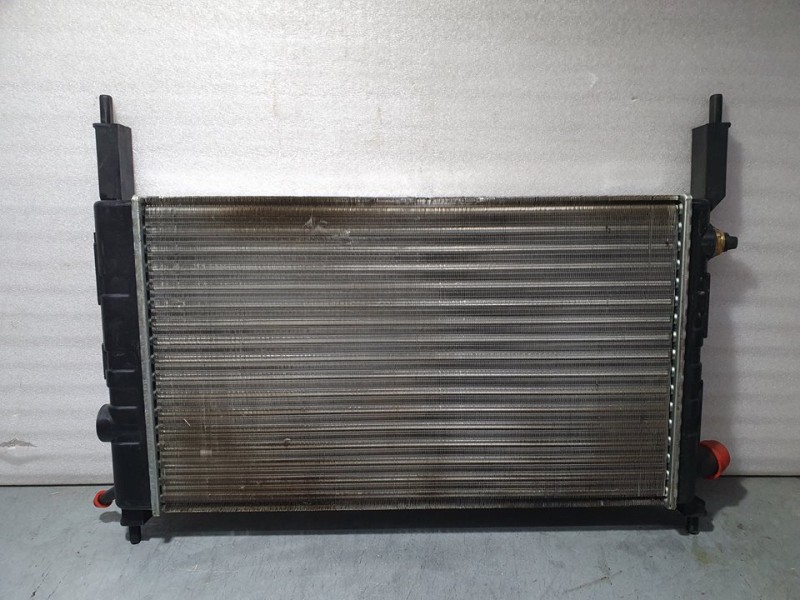 Recambio de radiador agua para opel astra f berlina gls referencia OEM IAM 632761  