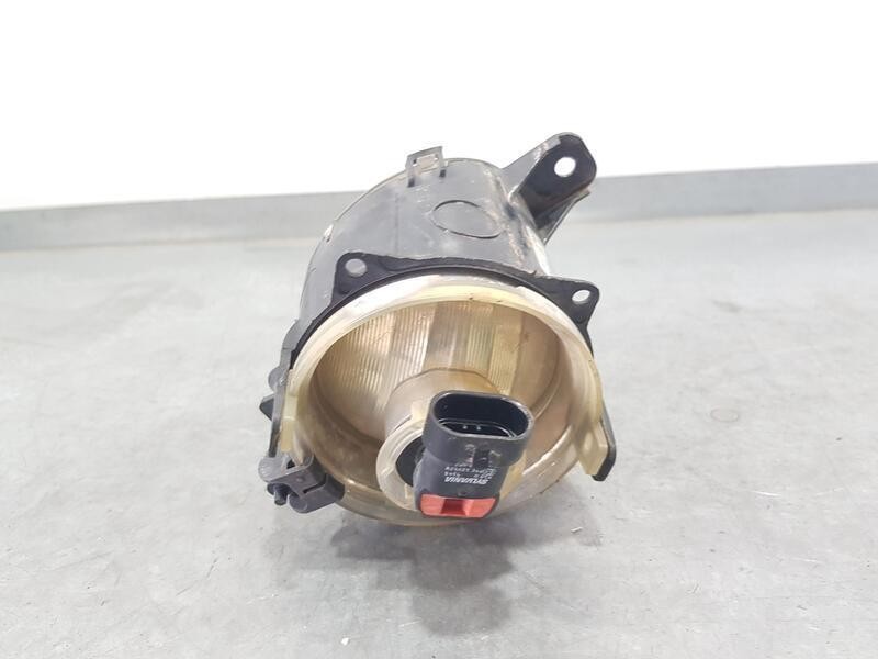 Recambio de faro antiniebla derecho para opel corsa d selective referencia OEM IAM 13253626  