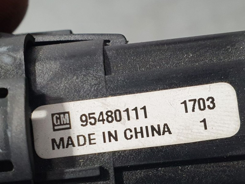 Recambio de boton start/stop para chevrolet cruze lt referencia OEM IAM 95480111  