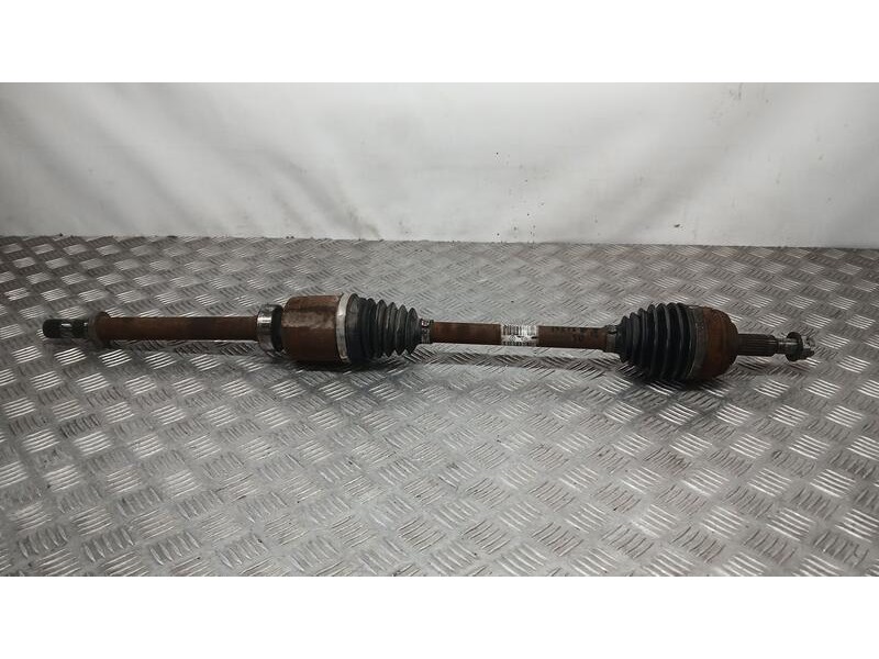 Recambio de transmision delantera derecha para dacia duster laureate 4x2 referencia OEM IAM 391003840R  