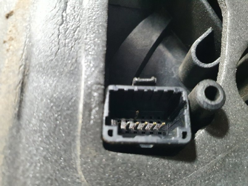 Recambio de retrovisor derecho para renault clio iii confort dynamique referencia OEM IAM SIN REF  ELECTRICO 7 PINES