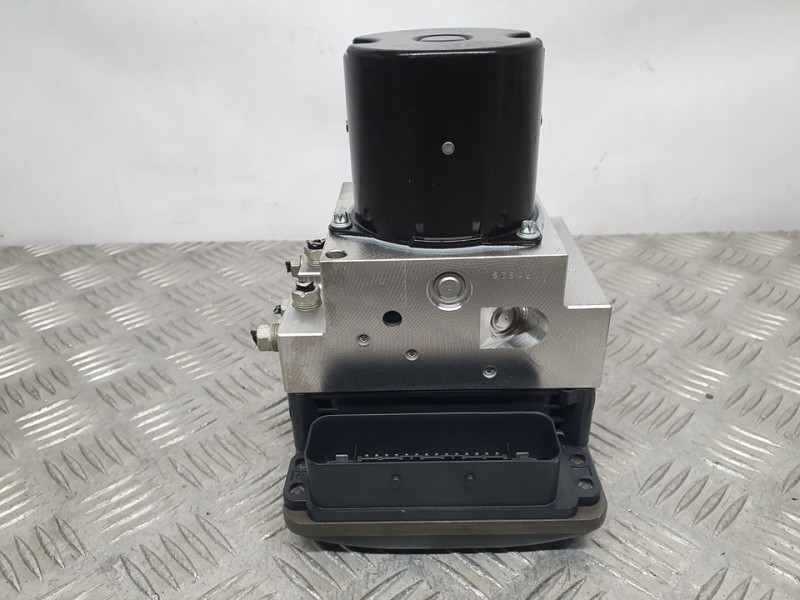 Recambio de abs para bmw serie 5 berlina (e60) 520d referencia OEM IAM 677467901 0265250217 