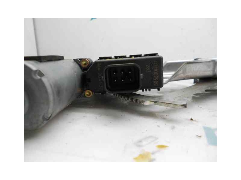 Recambio de elevalunas delantero derecho para opel zafira a elegance referencia OEM IAM 101250200 90579356 