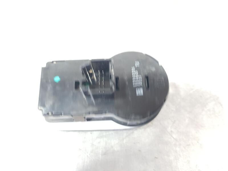 Recambio de mando luces para opel corsa d selective referencia OEM IAM 13310331  