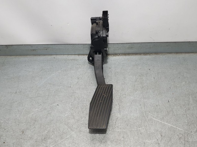 Recambio de potenciometro pedal para opel zafira tourer excellence referencia OEM IAM 13253781 6PV00976511 
