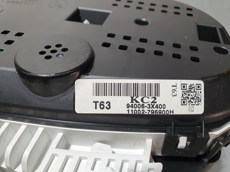 Recambio de cuadro instrumentos para hyundai elantra (md) tecno referencia OEM IAM 940063X400 11002796900H 
