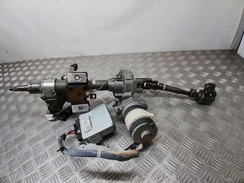 Recambio de columna direccion para toyota yaris active referencia OEM IAM 4520A0D051  ELECTRO-MECANICA DENSO