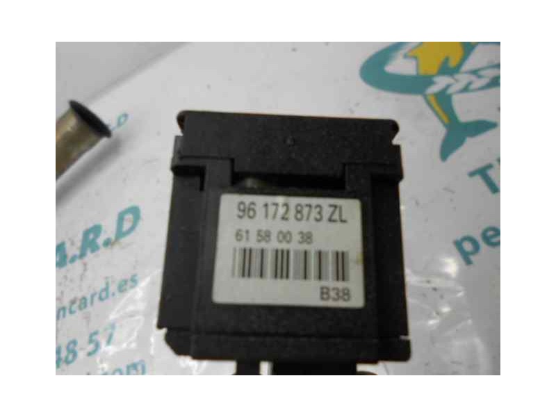 Recambio de mando limpia para citroën xsara picasso 2.0 hdi exclusive plus referencia OEM IAM 96172873ZL  