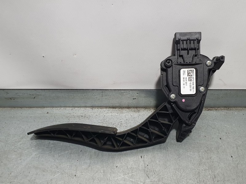 Recambio de potenciometro pedal para opel zafira tourer excellence referencia OEM IAM 13253781 6PV00976511 