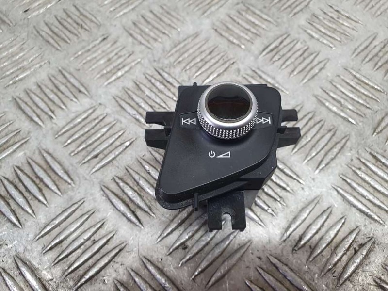 Recambio de mando multifuncion para audi q7 (4m) 3.0 tdi quattro referencia OEM IAM 4M1919616B  ON OFF Y VOLUMEN