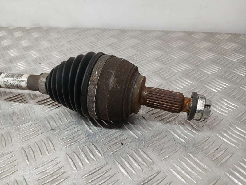 Recambio de transmision delantera derecha para renault clio iii confort dynamique referencia OEM IAM 8200441340  