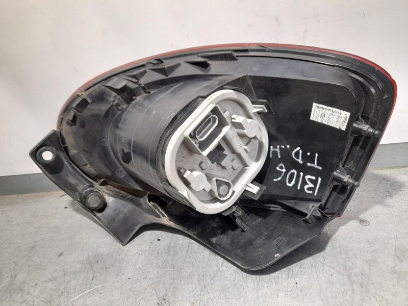 Recambio de piloto trasero derecho para fiat bravo (198) 1.9 active multijet referencia OEM IAM   