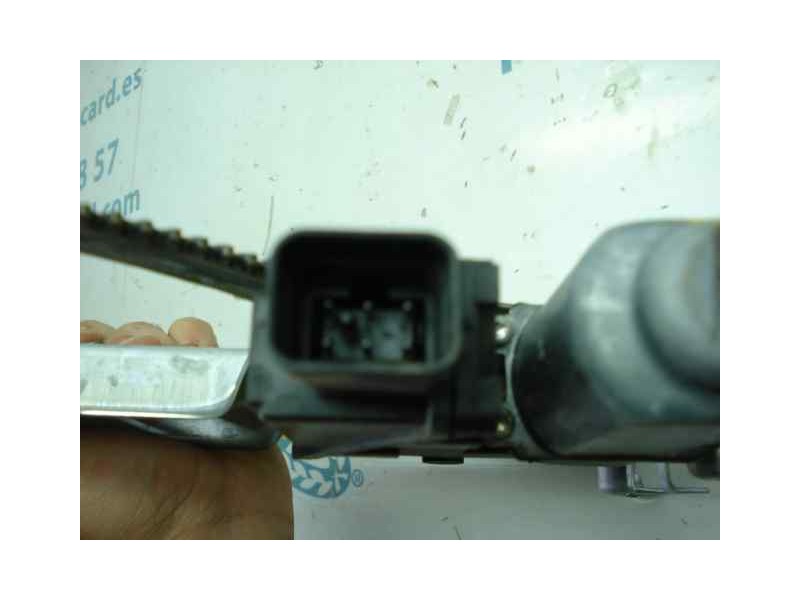 Recambio de elevalunas delantero derecho para opel meriva cosmo referencia OEM IAM 93186831  6 PINS