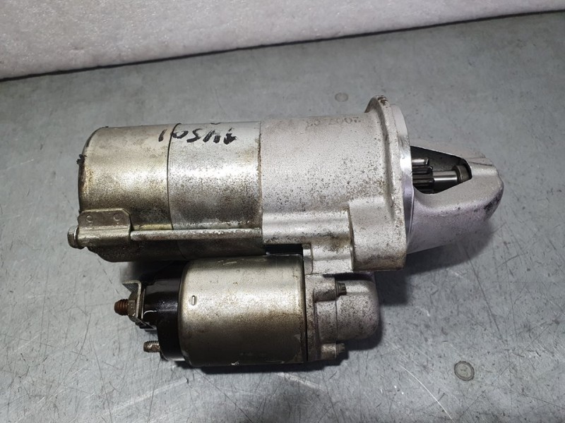 Recambio de motor arranque para ssangyong rodius xdi referencia OEM IAM 6611514101  