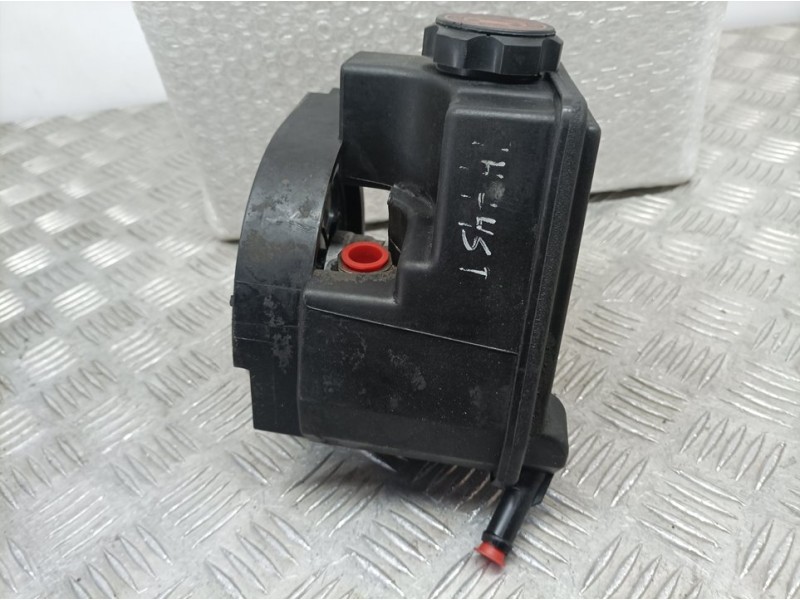 Recambio de bomba direccion para peugeot 206 berlina xt referencia OEM IAM 9631411680 26070367 