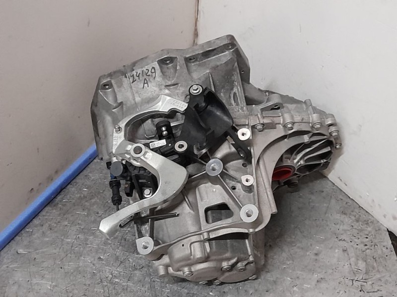 Recambio de caja cambios para ford focus turnier active referencia OEM IAM JX6R7002BHB 230119 6VELOCIDADES