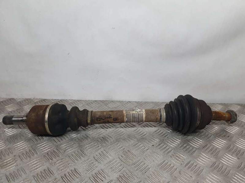 Recambio de transmision delantera izquierda para citroën c4 berlina sx referencia OEM IAM 9637117780 8MN04 3970715