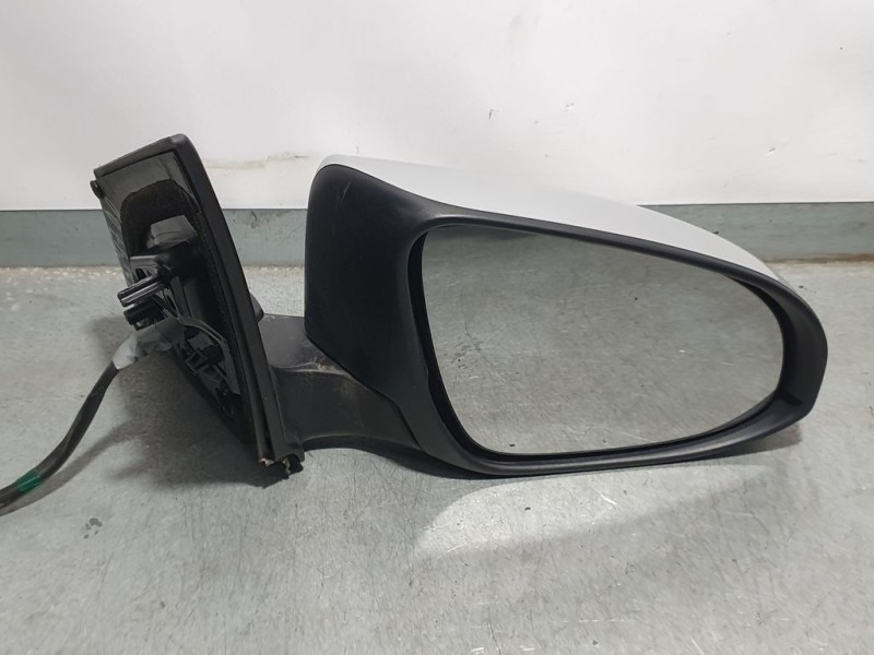 Recambio de retrovisor derecho para toyota auris active referencia OEM IAM 8791002640  ELECTRICO 9 CABLES