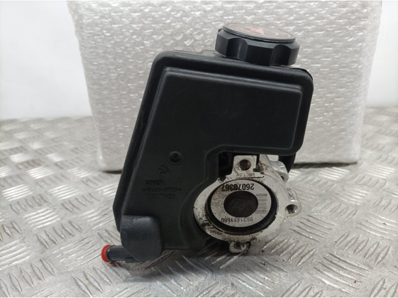 Recambio de bomba direccion para peugeot 206 berlina xt referencia OEM IAM 9631411680 26070367 