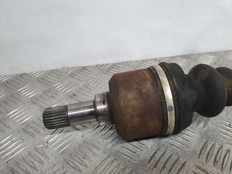 Recambio de transmision delantera izquierda para citroën c4 berlina sx referencia OEM IAM 9637117780 8MN04 3970715